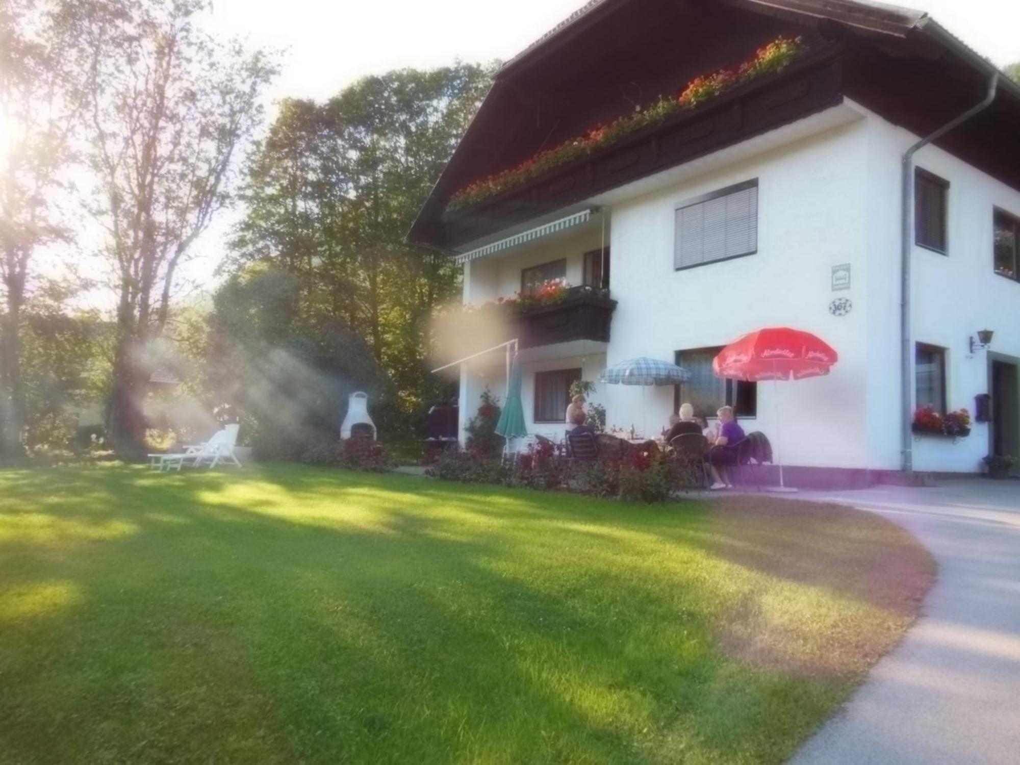 Apartamento Haus Osterrieder Sankt Michael im Lungau Exterior foto
