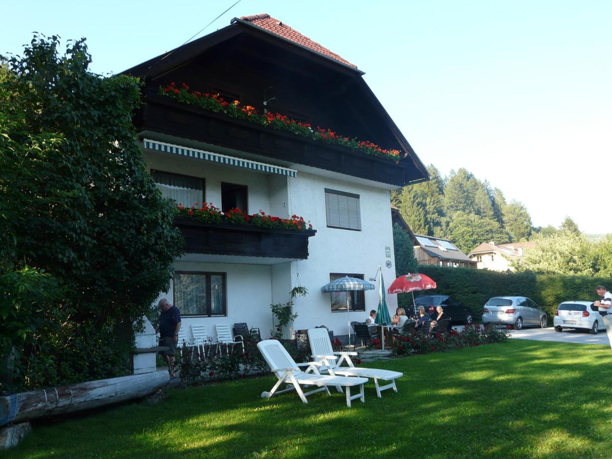 Apartamento Haus Osterrieder Sankt Michael im Lungau Exterior foto